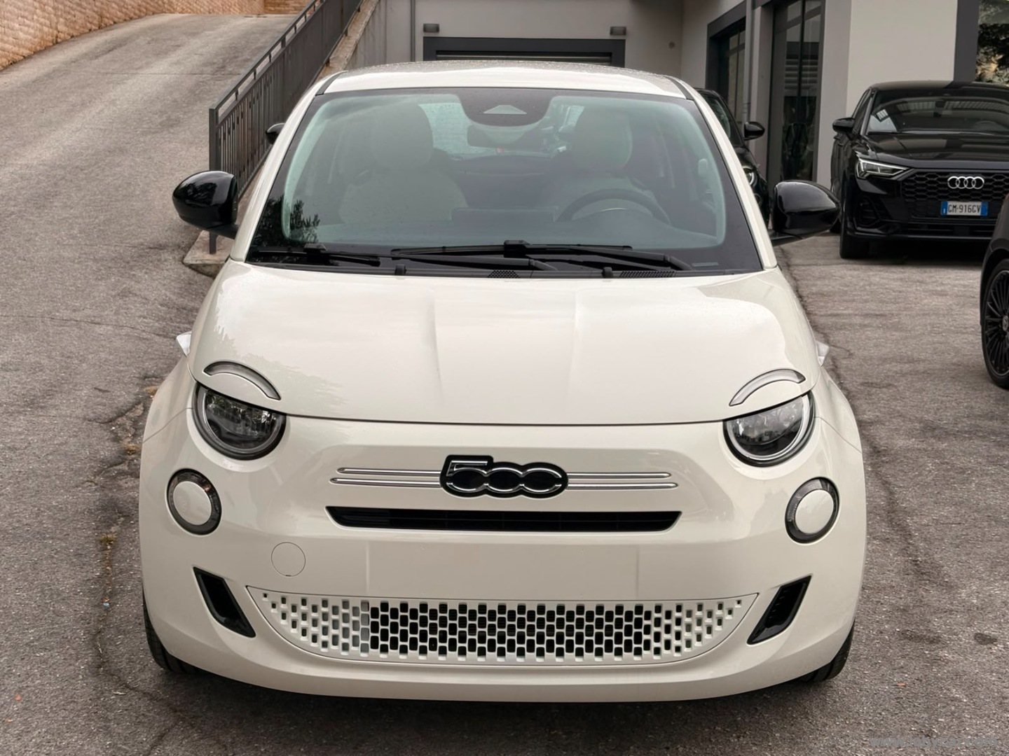 Fiat 500 Berlina Hybrid Icon - Immagine 2