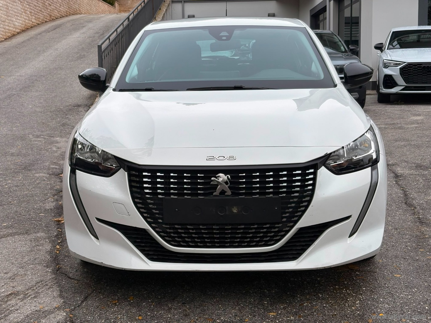 Peugeot 208 BlueHDi 100 S&S 5p. Active - Immagine 2