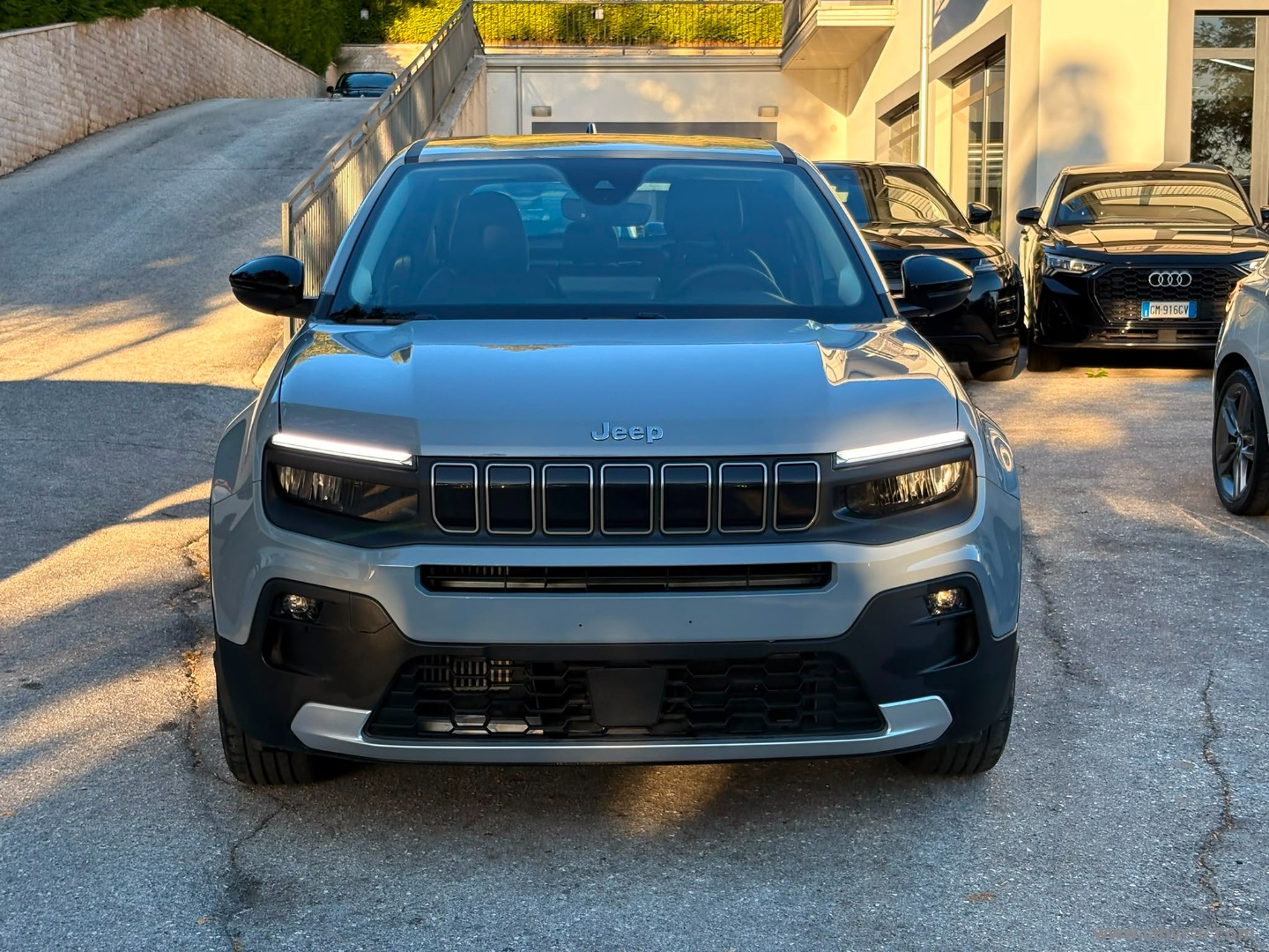 Jeep Avenger 1.2 Turbo Altitude - Immagine 2