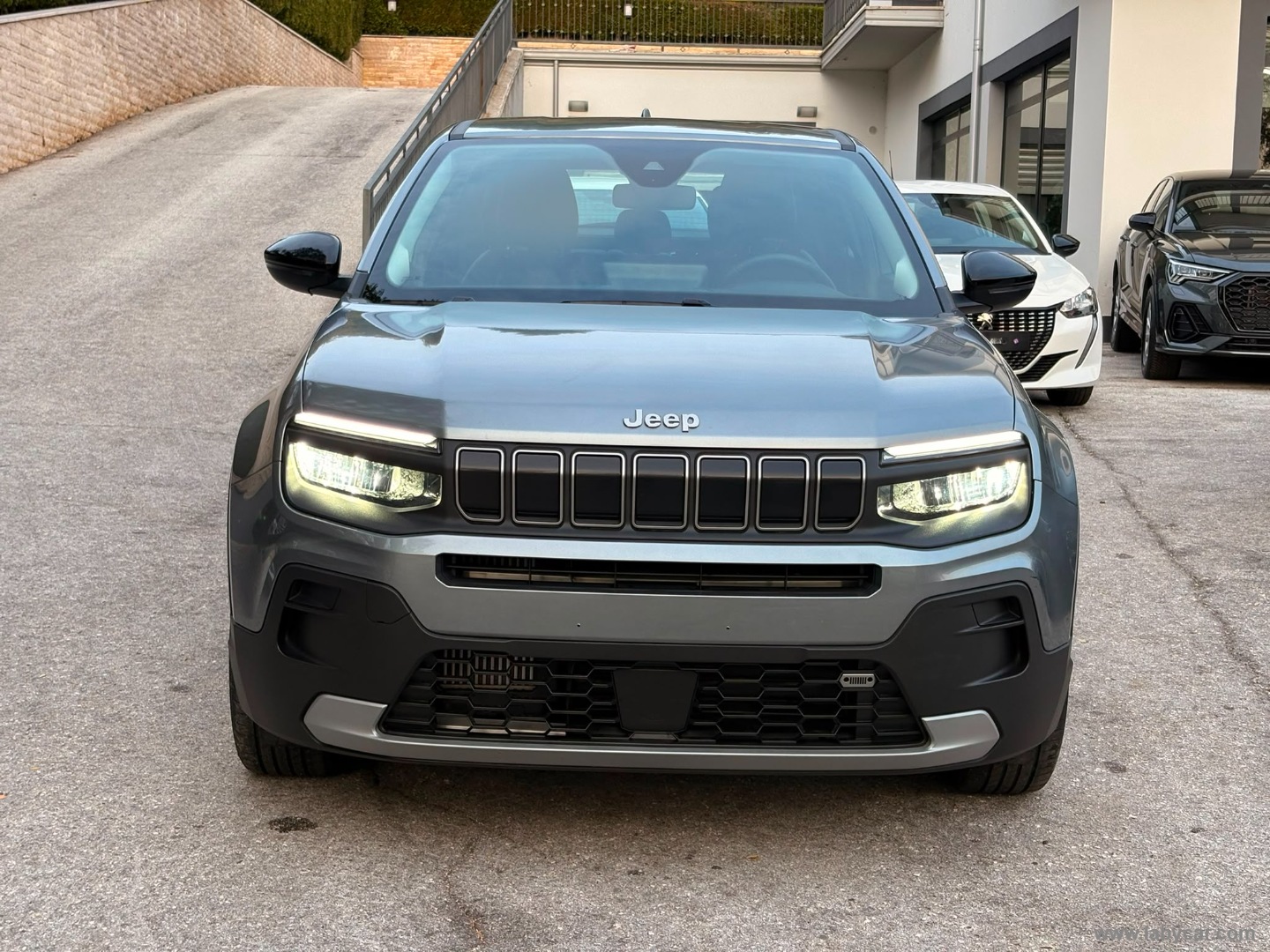 Jeep Avenger 1.2 Turbo Altitude - Immagine 2