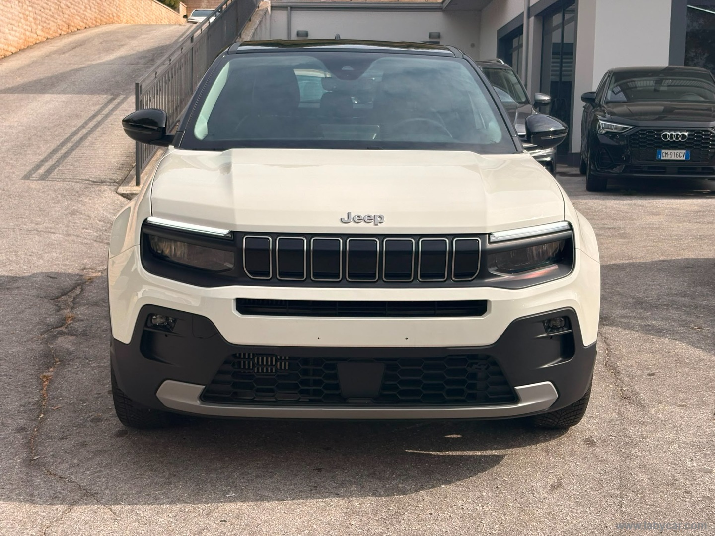 Jeep Avenger 1.2 Turbo Altitude - Immagine 2