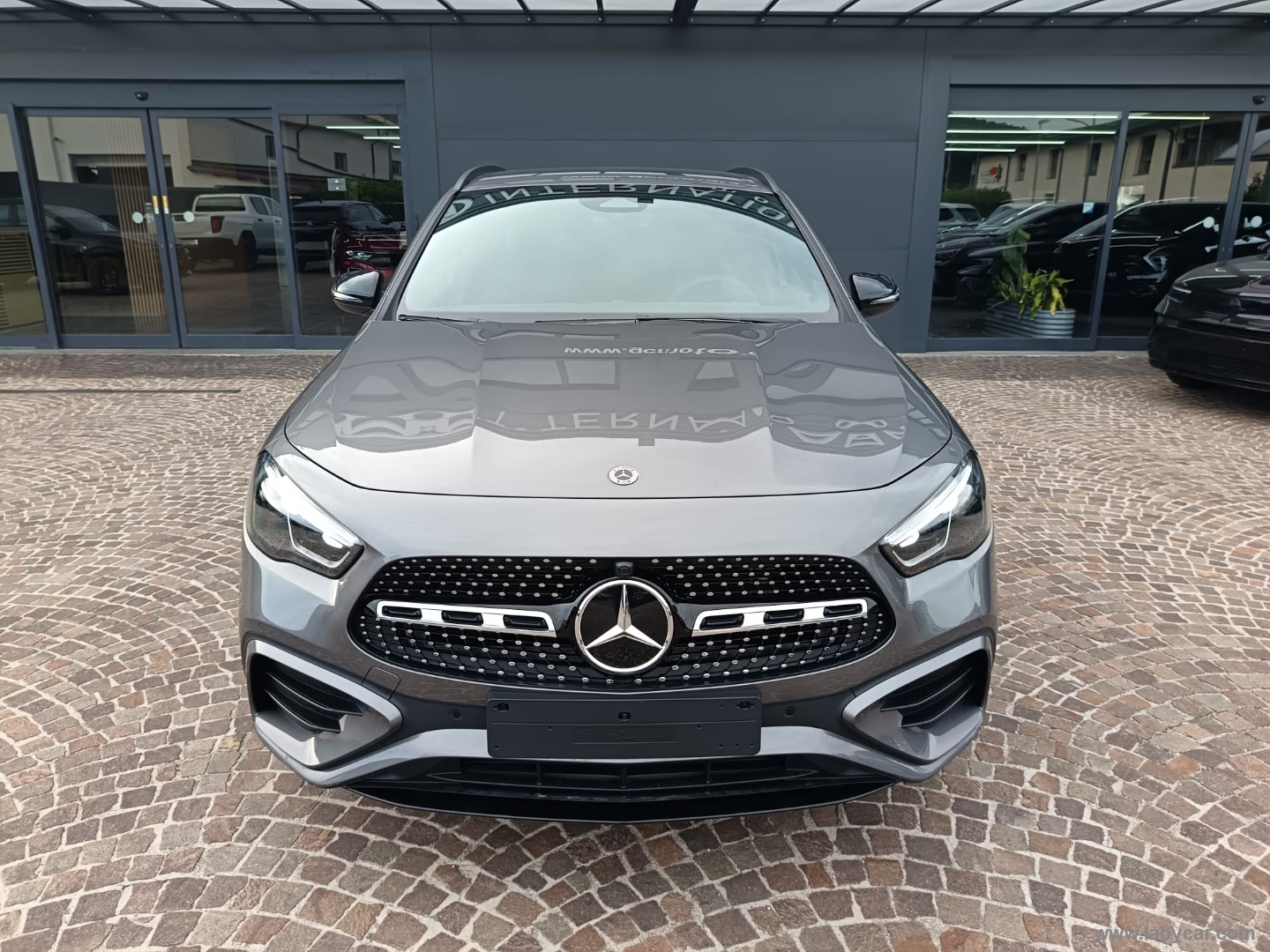 Mercedes-Benz Classe GLA GLA 200 d Automatic AMG Line Extra - Immagine 2