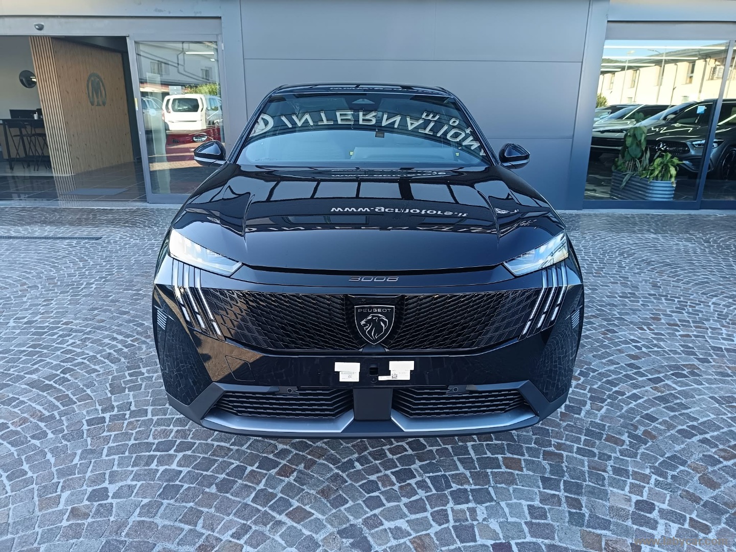 3008 Hybrid 145 e-DCS6 GT - immagine 2