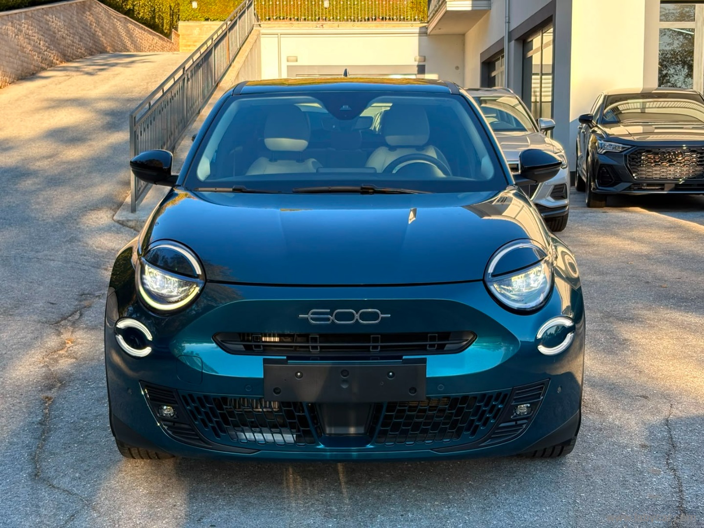 Fiat 600 Hybrid 110 CV DCT MHEV La Prima - Immagine 2