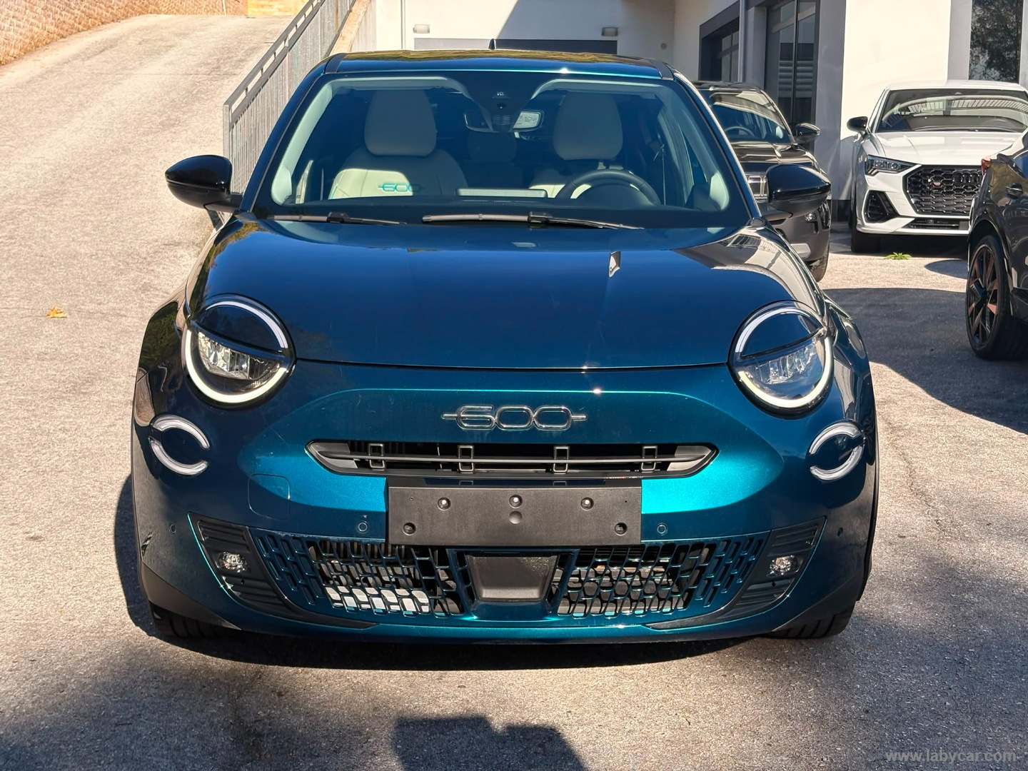 Fiat 600 Hybrid 110 CV DCT MHEV La Prima - Immagine 2