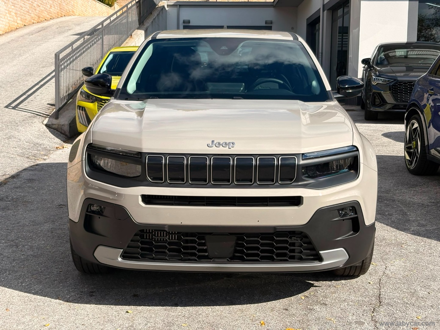 Jeep Avenger 1.2 Turbo Altitude - Immagine 2