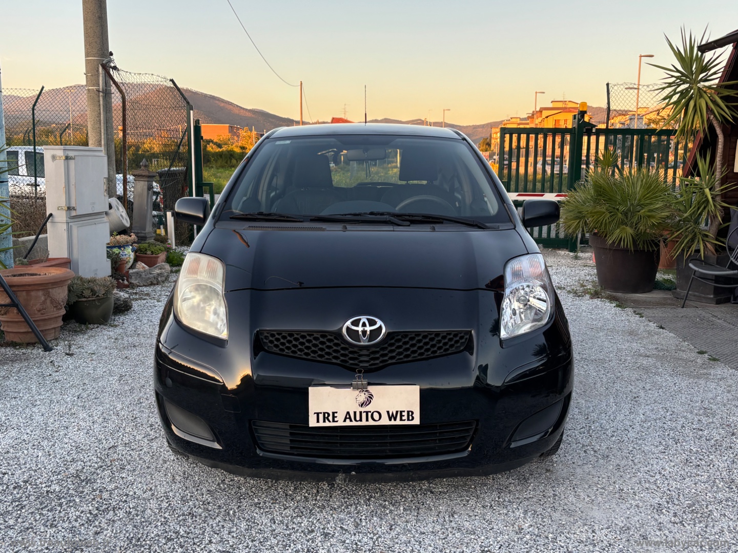 Yaris 1.0 3p. - immagine 2