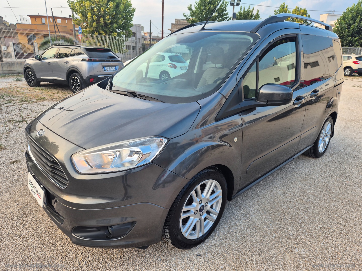 Tourneo Courier 1.5 TDCI 75 CV Plus - immagine 2