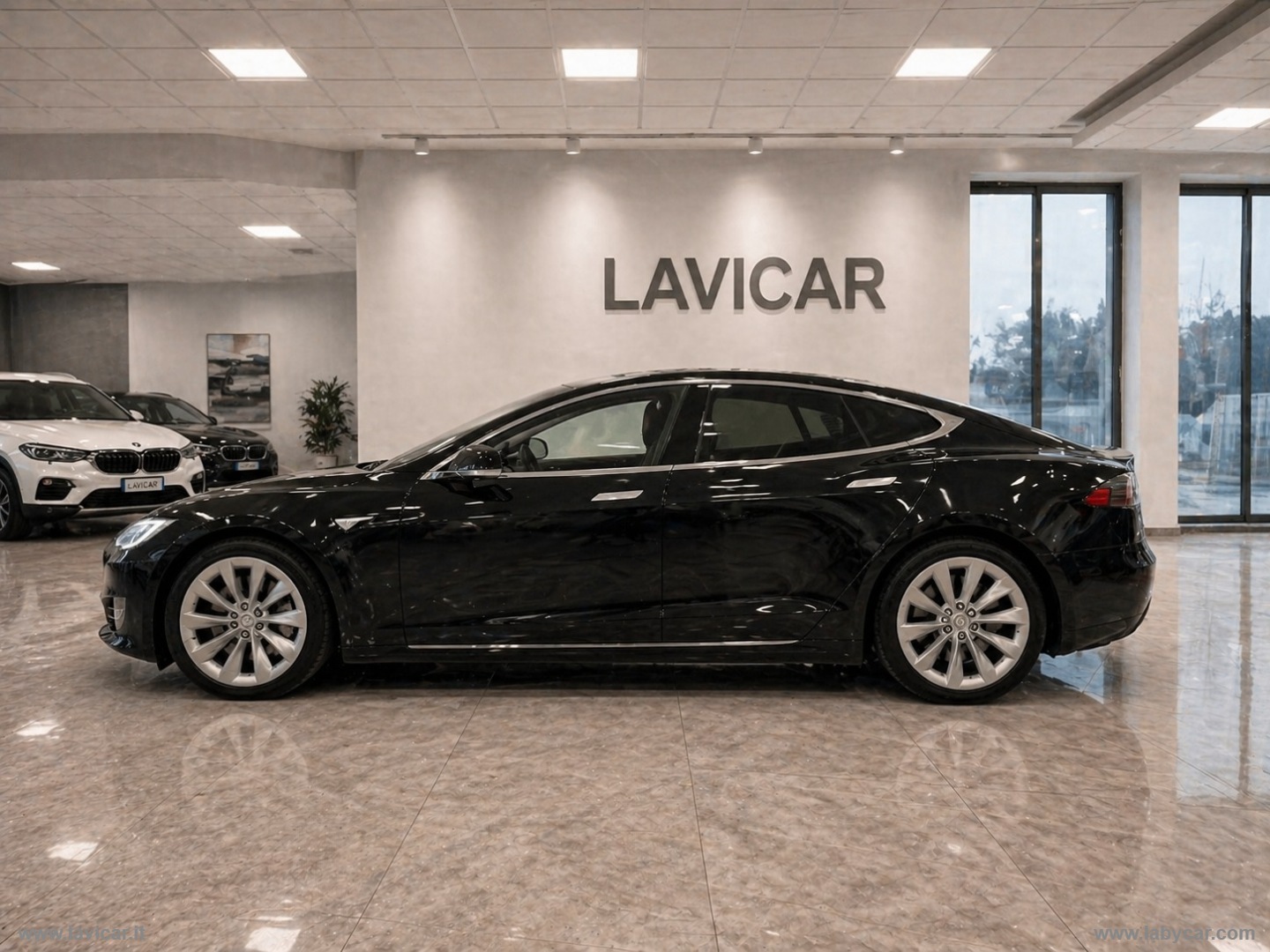 Model S 100kWh Long Range Dual Motor AWD - immagine 2
