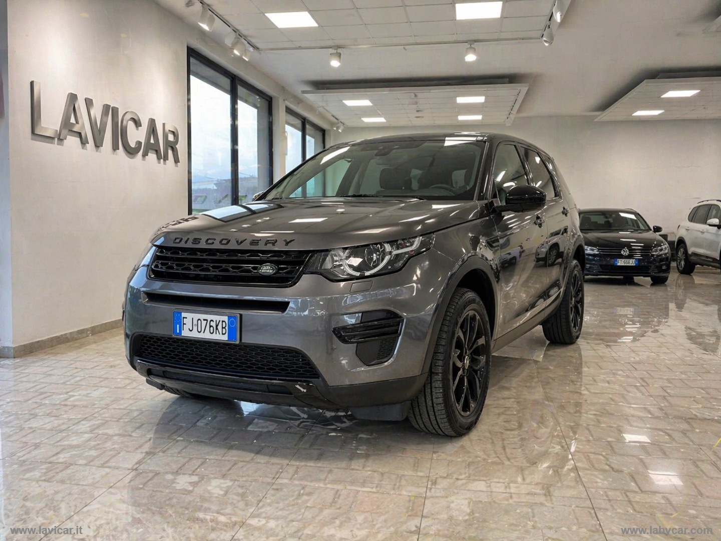 Discovery Sport 2.0 TD4 150 Bus.Pr. SE - immagine 2