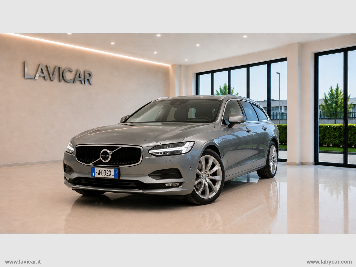 V90 D4 Momentum - immagine 2