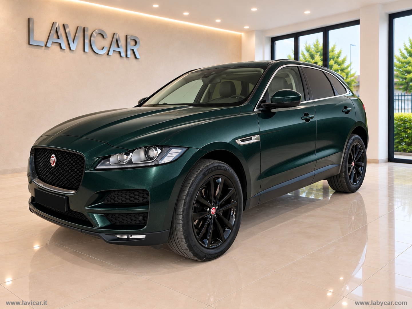 F-Pace 2.0 D 180 CV AWD aut. R-Sport - immagine 2