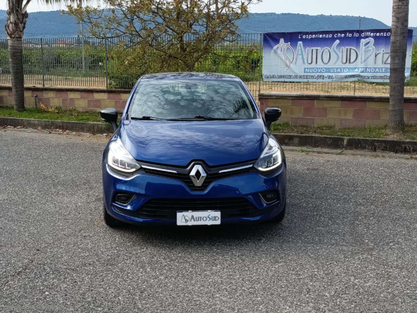 Clio TCe 12V 90 CV S&S 5p. Energy Duel - immagine 2