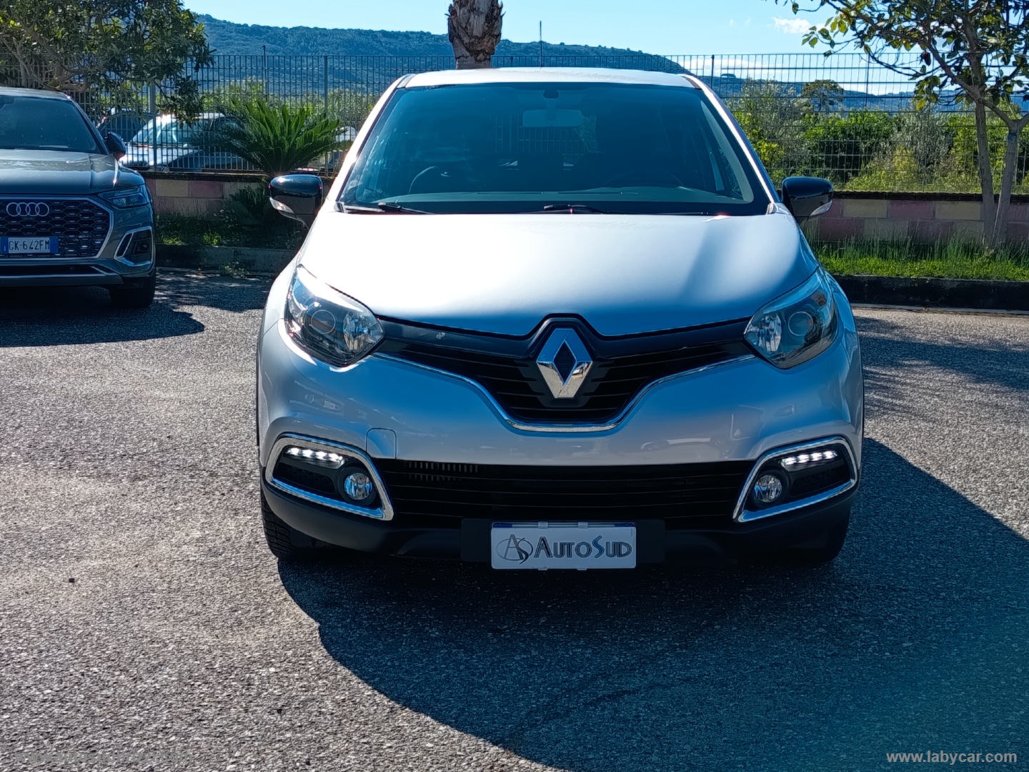 Captur 1.5 dCi 8V 90 CV S&S Live NAVI - immagine 2