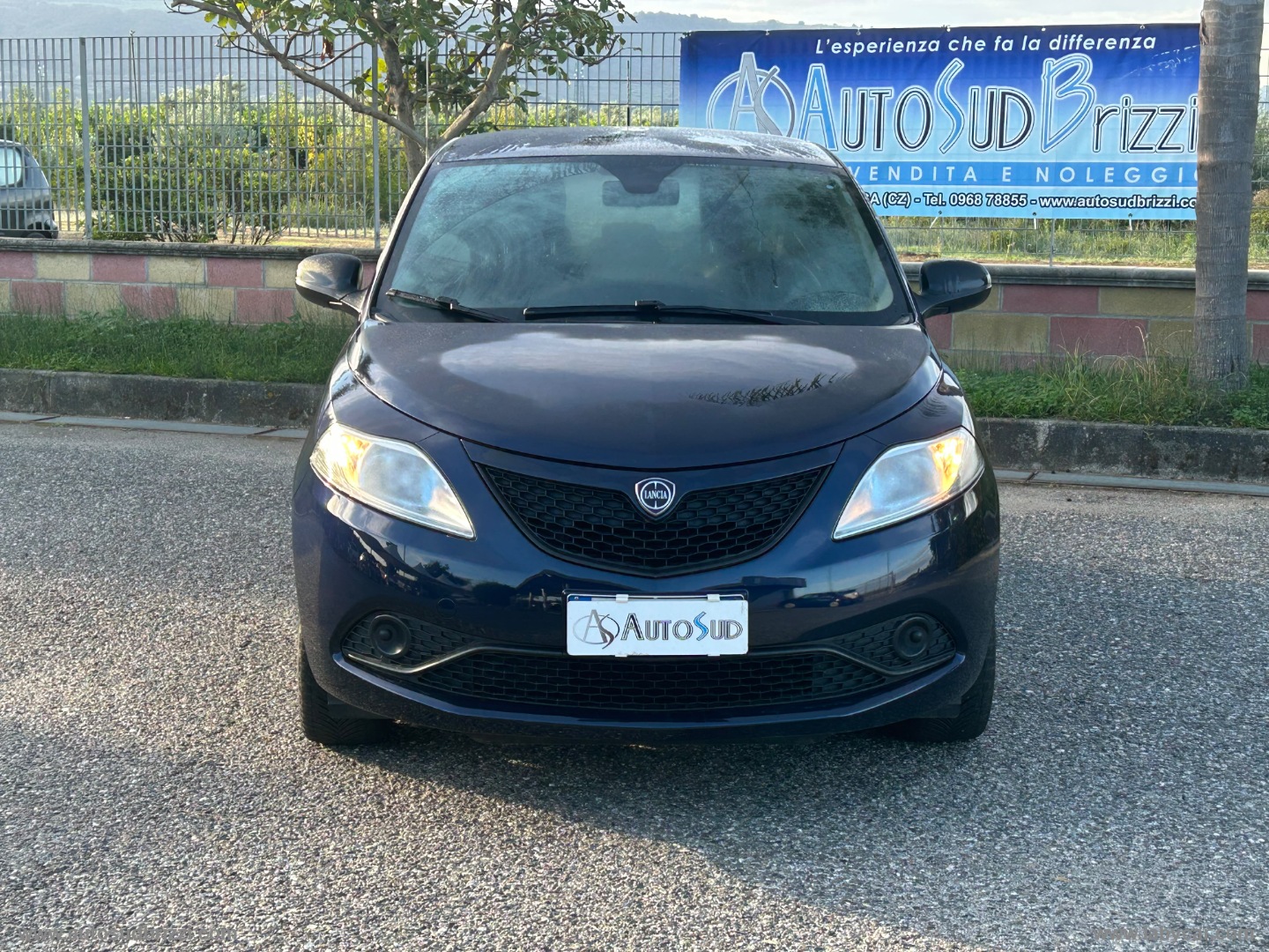Ypsilon 1.2 69 CV 5p. S&S Gold - immagine 2