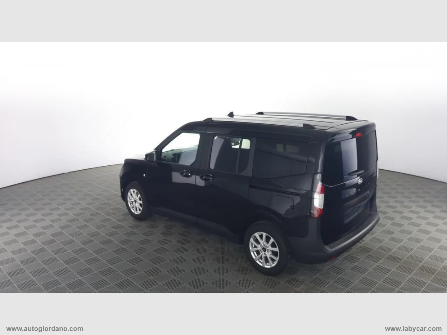 Tourneo Courier 1.0 EcoBoost Titanium - immagine 2