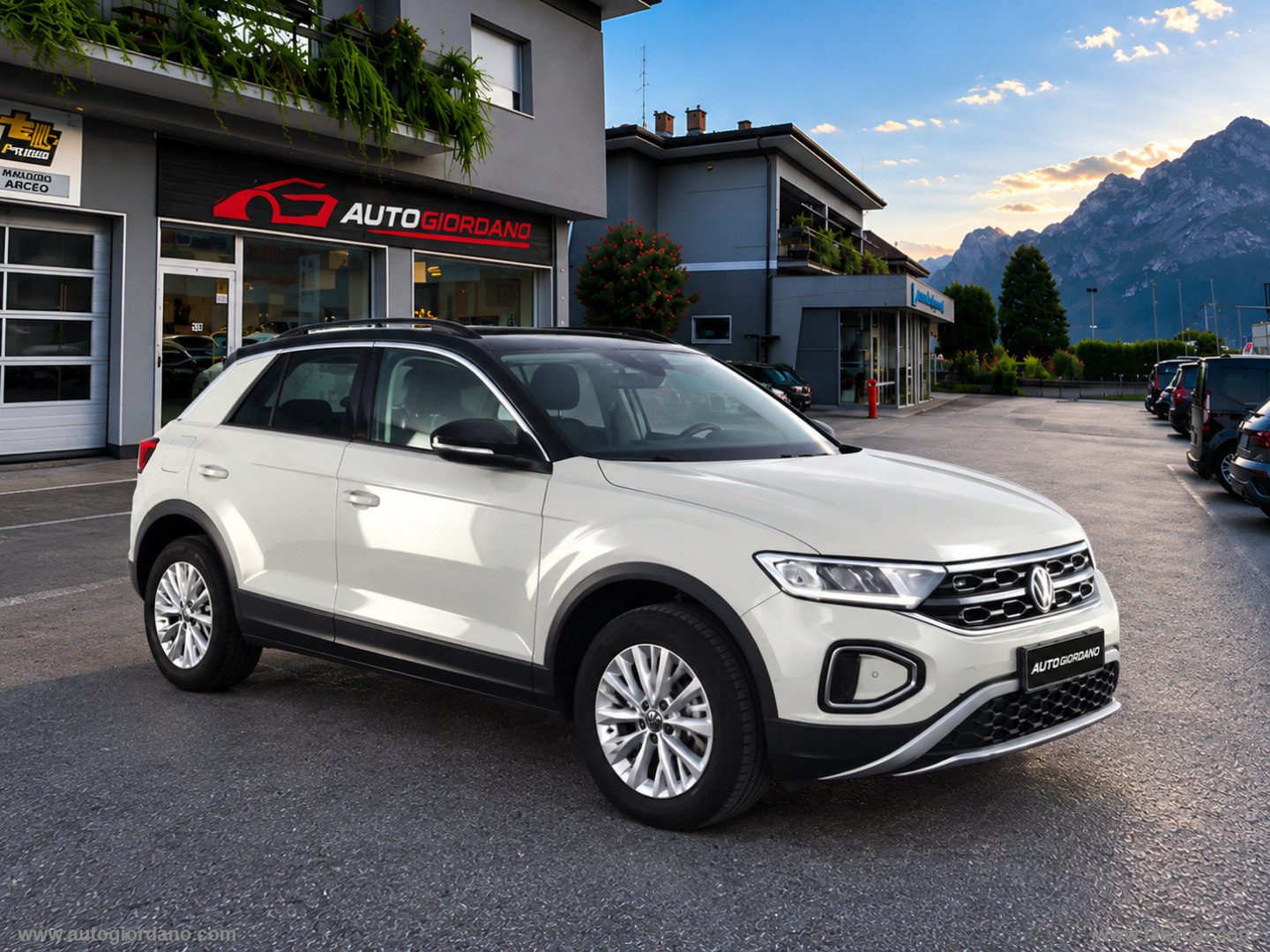 T-Roc 1.5 TSI ACT DSG Life - immagine 2