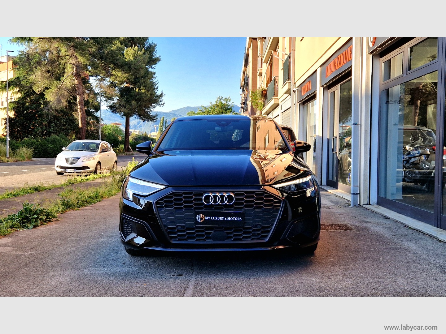 A3 SPB 40 TFSI/HYBRID S tronic Business Adv. - immagine 2