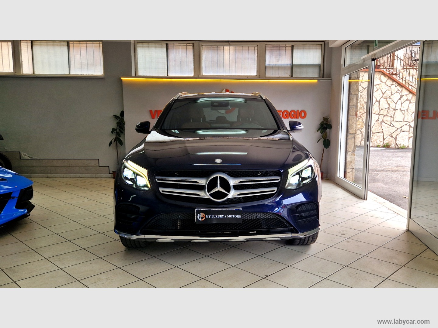 GLC 250 d 4Matic Premium AMG - immagine 2
