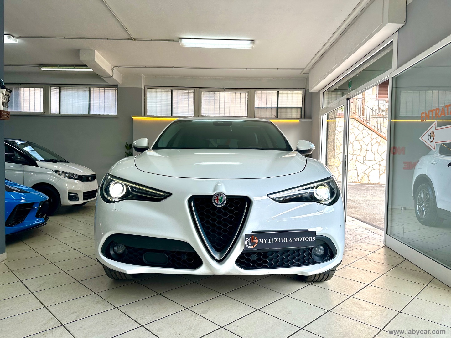 Stelvio 2.2 T.diesel 210 CV AT8 Q4 Exec. - immagine 2