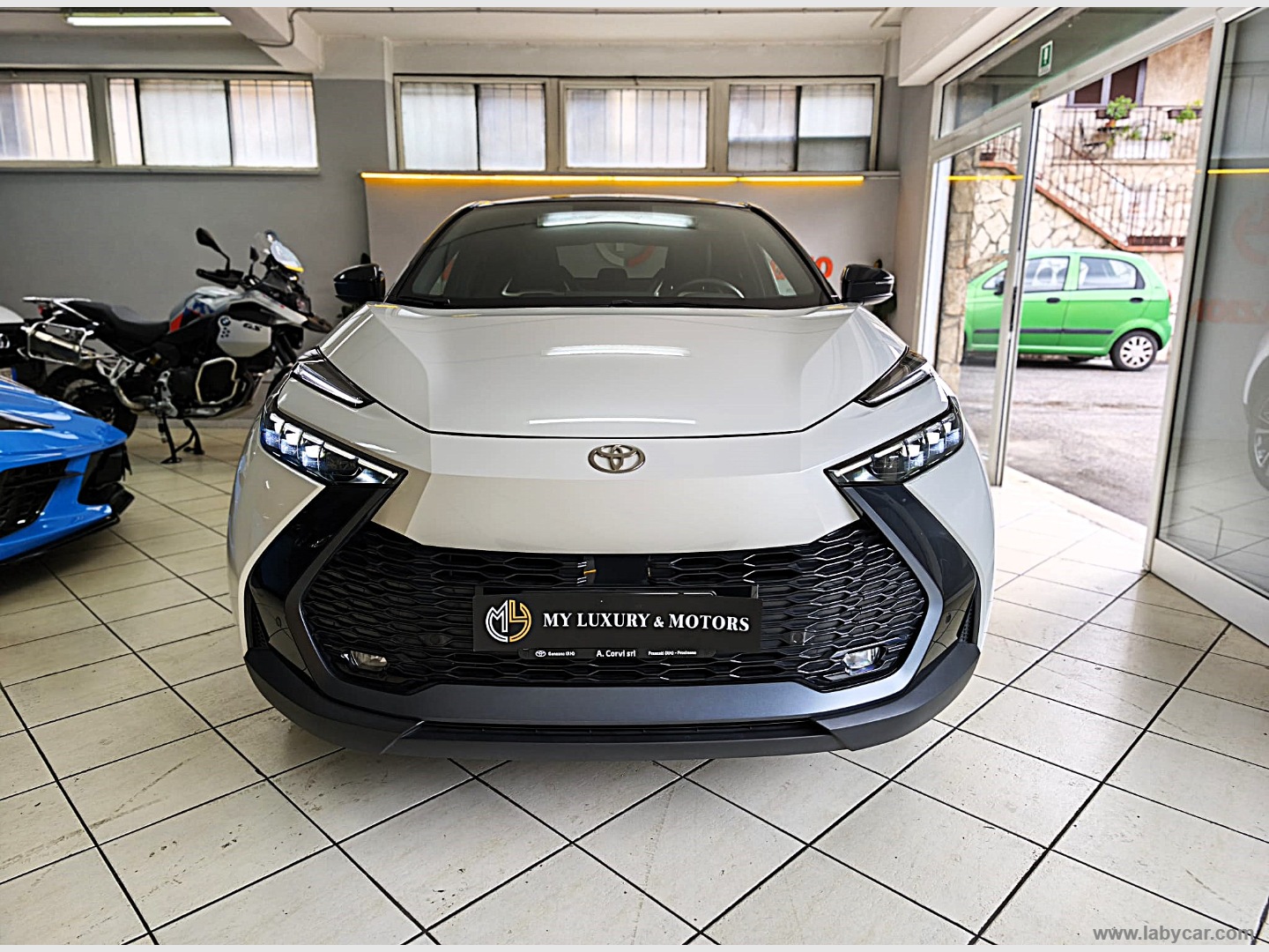 C-HR 1.8 Hybrid E-CVT Lounge 25.000KM*FULL - immagine 2