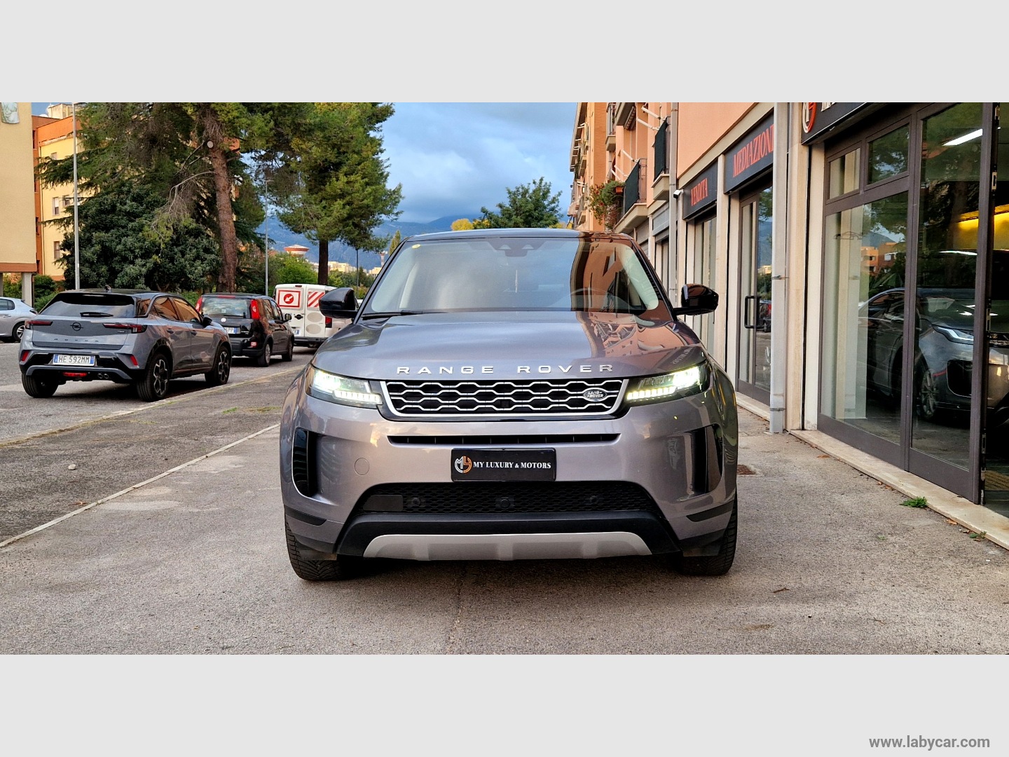 RR Evoque 2.0 IBRIDO 150 CV AWD Auto S - immagine 2