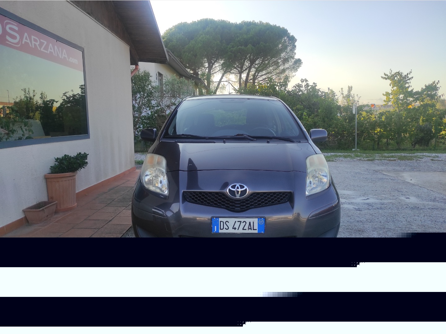 Yaris 1.0 3p. Luxury pack - immagine 2