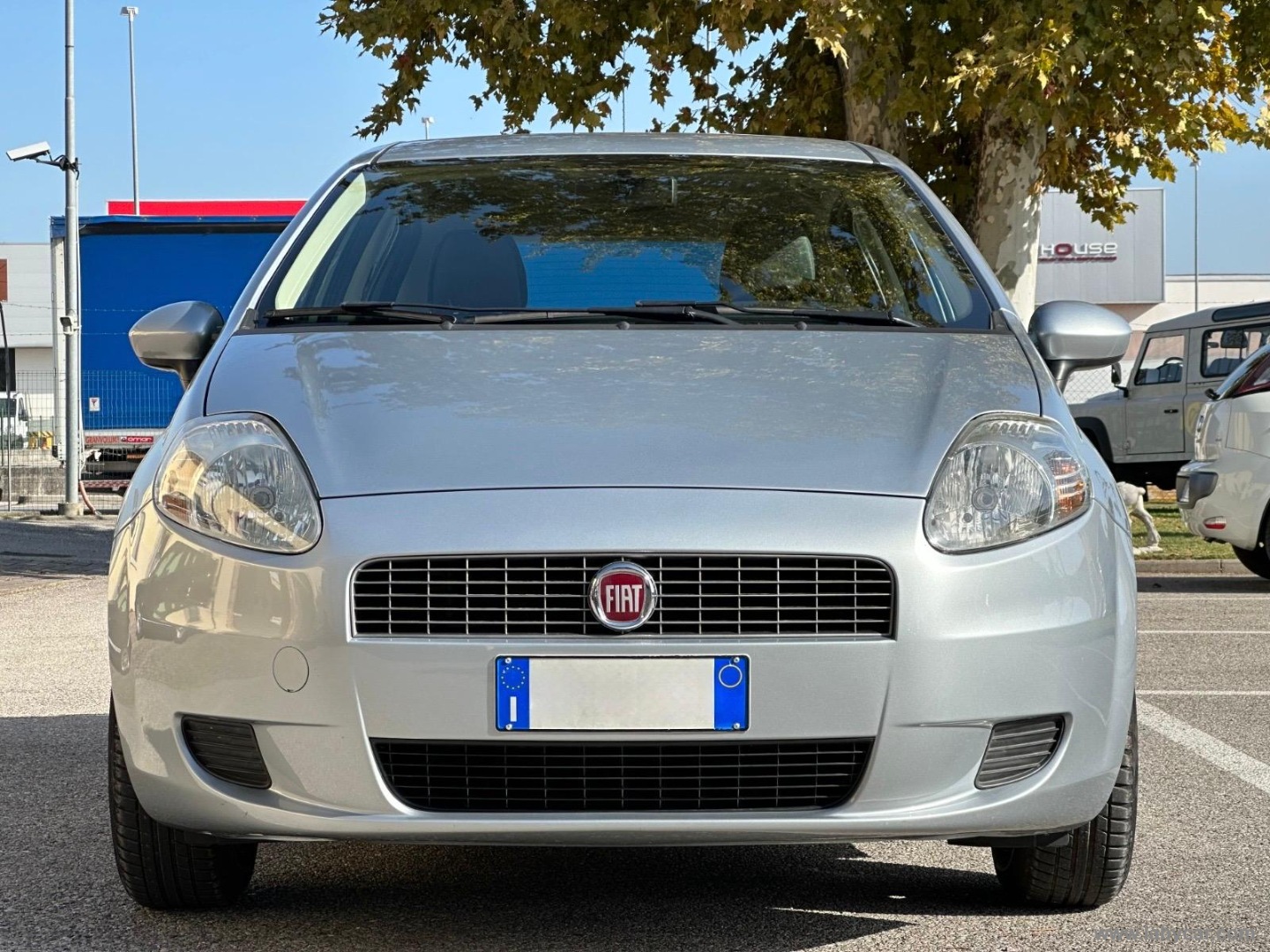 Grande Punto 1.2 5p. Active NEOPATENTATI - immagine 2