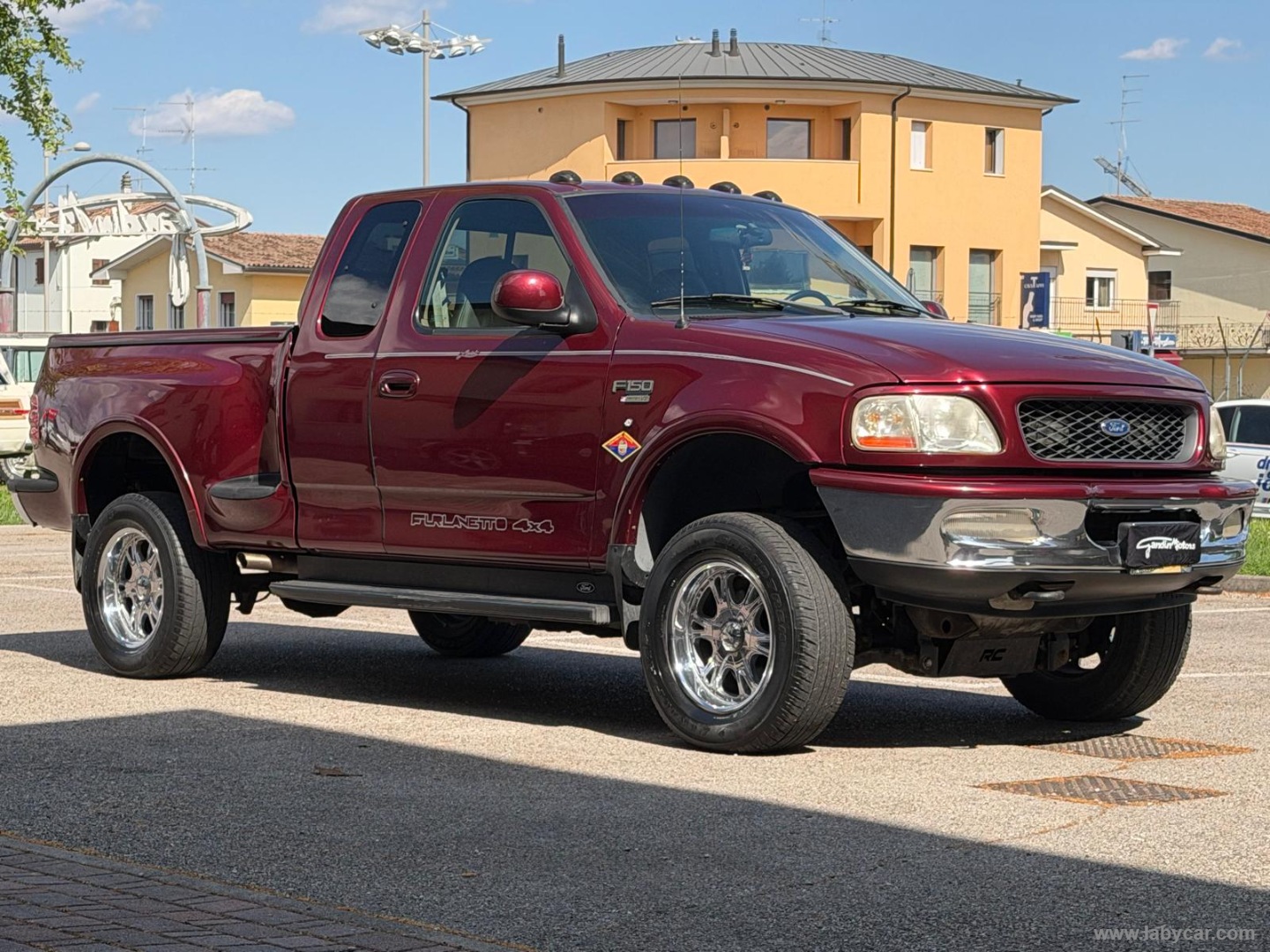 F-150 LARIAT TRITON V8 4WD SUPER CAB FLARESIDE GPL–COMMERCIANTI - immagine 2
