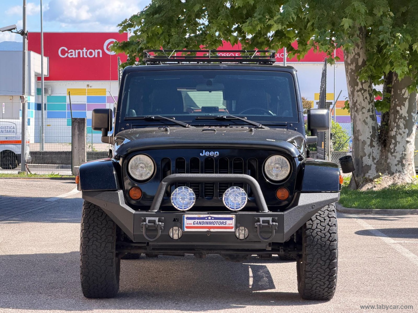 Wrangler Unlimited 2.8 CRD Sahara A. - immagine 2