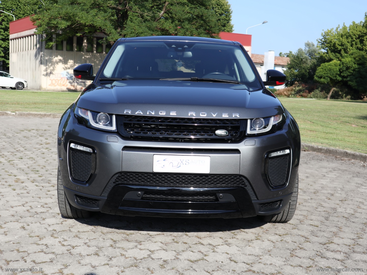 RR Evoque 2.0 TD4 180CV 5p. SE Dynamic - immagine 2