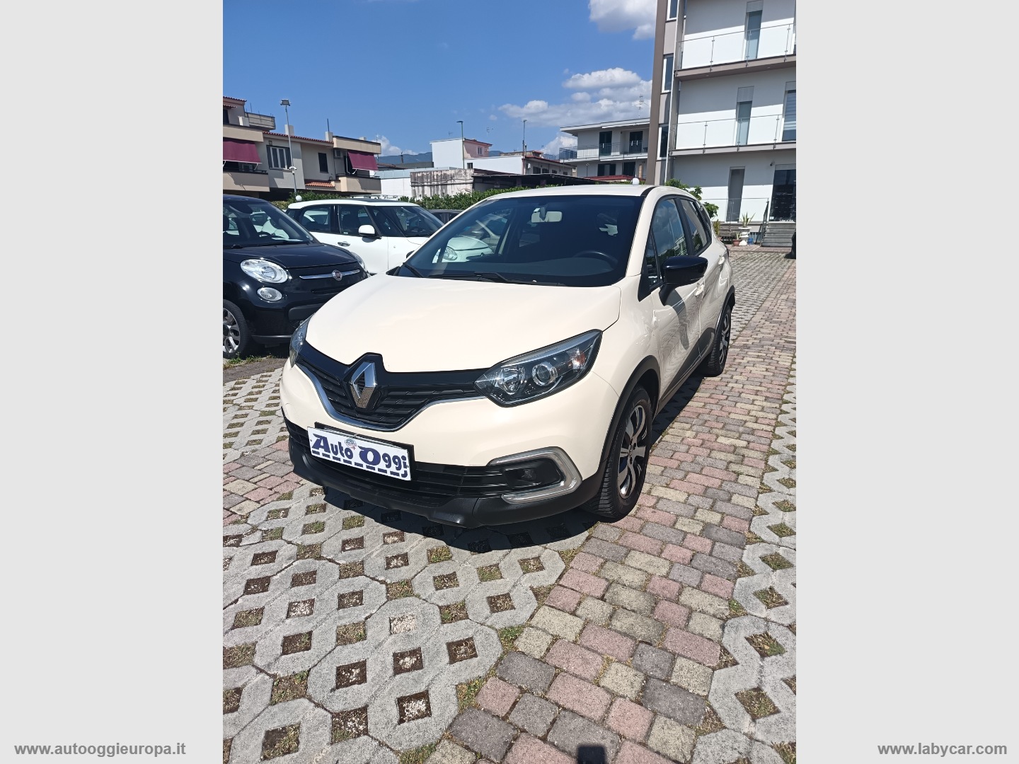 Captur TCe 12V 90 CV Business - immagine 2