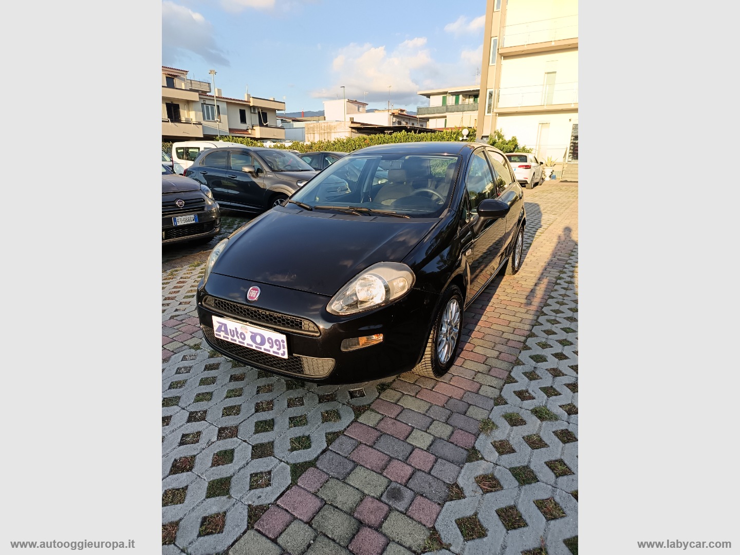Punto 1.2 8V 5p. LOUNGE POSS. IMPIANTO GPL - immagine 2