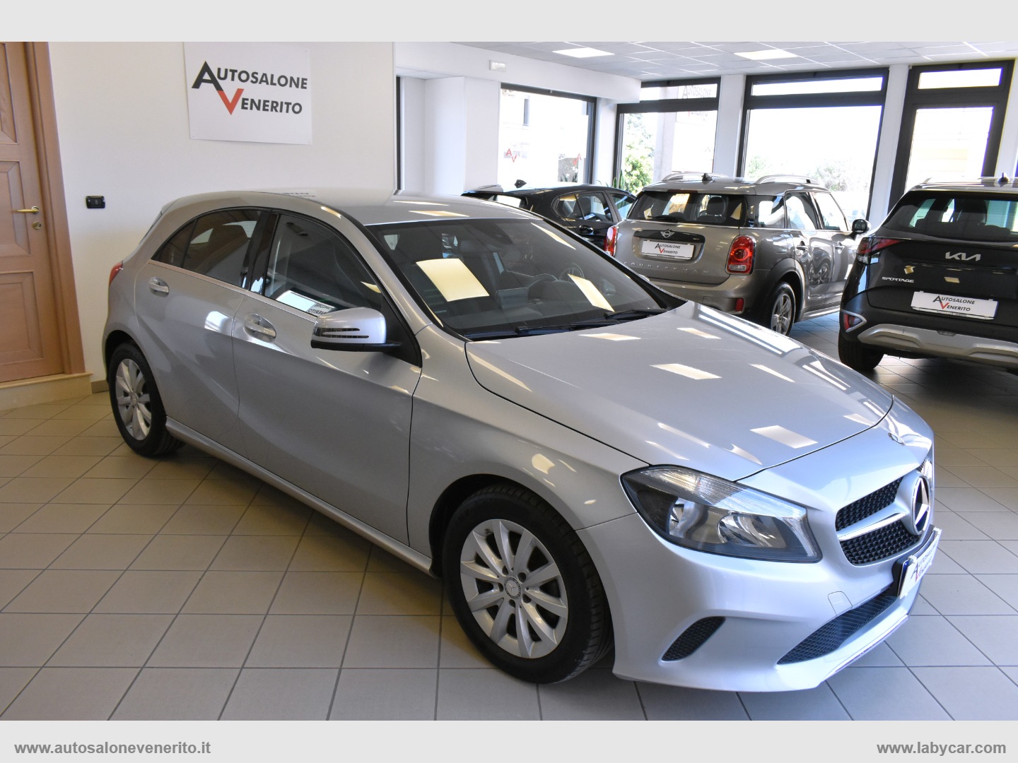A 180 d Automatic Executive - immagine 2