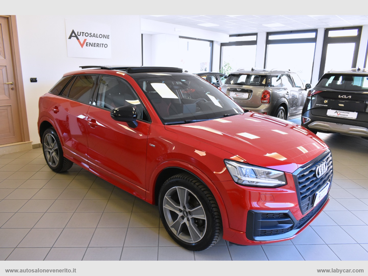 Q2 30 TDI S tronic Identity Black - immagine 2
