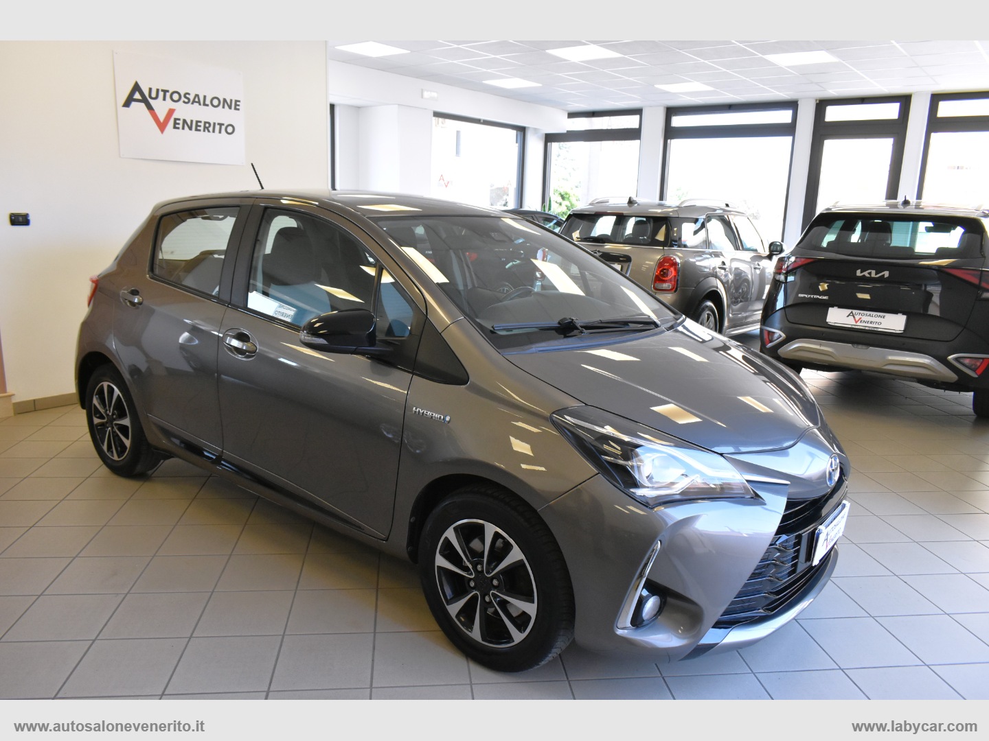 Yaris 1.5 Hybrid 5p. Active - immagine 2
