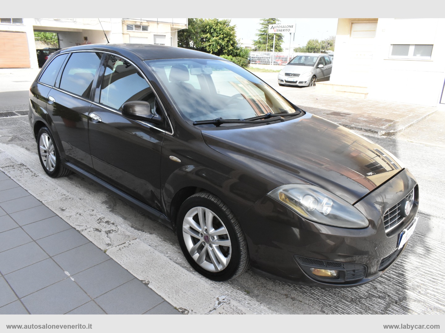 Croma 1.9 MJT Emotion - immagine 2