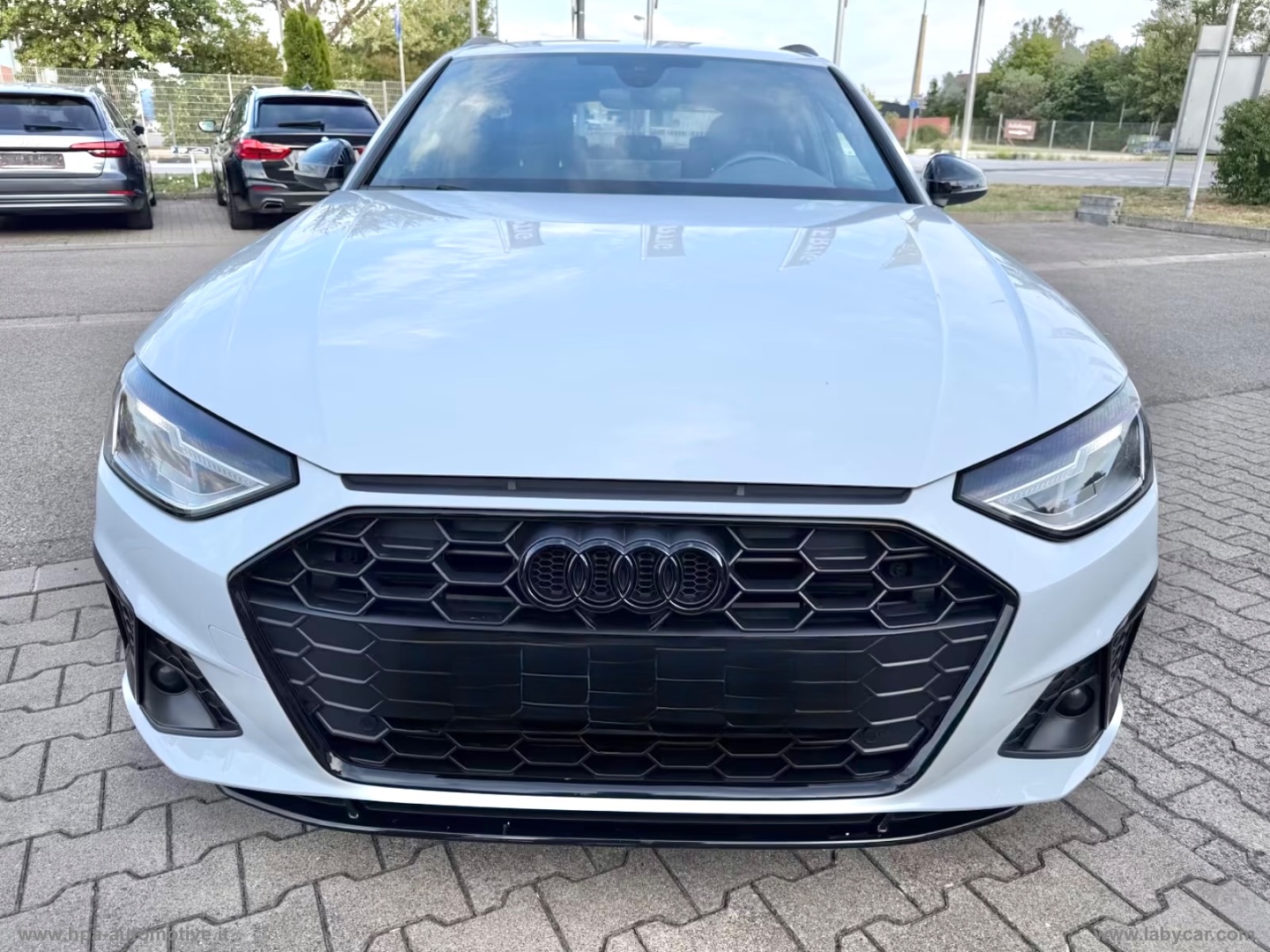 A4 Avant 2.0TDI S-tronic S-line Competition Led Navi Pelle Cerchi 19 - immagine 2