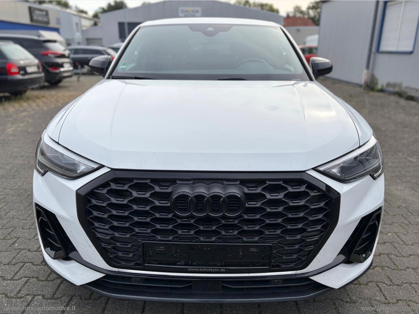 Q3 SPORTBACK 2.0TDI S-LINE BLACK EDITION - immagine 2