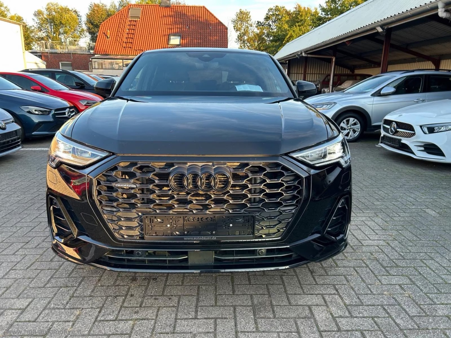 Q3 SPORTBACK 2.0TDI 200CV S-tronic S-LINE TETTO MATRIX SONOS RETROCAMERA - immagine 2