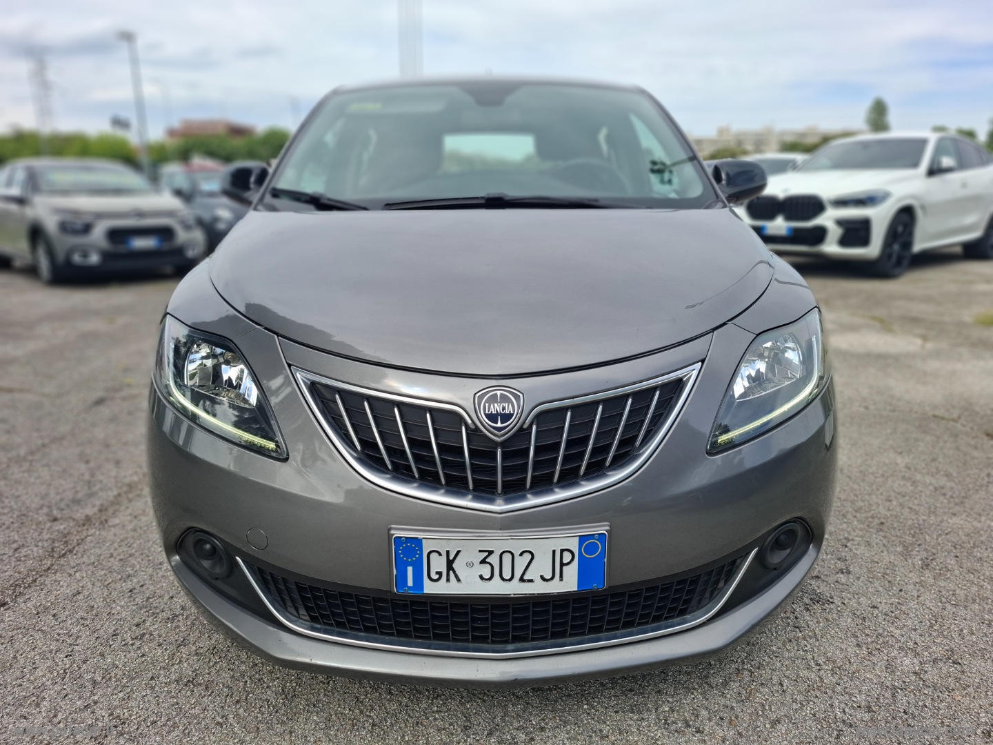 Ypsilon 1.0 FireFly 5p.S&S Hybrid Silver - immagine 2