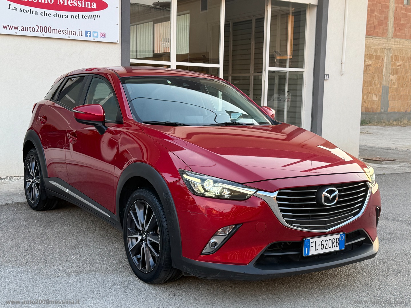 CX-3 1.5L Skyactiv-D Luxury Edition - immagine 2