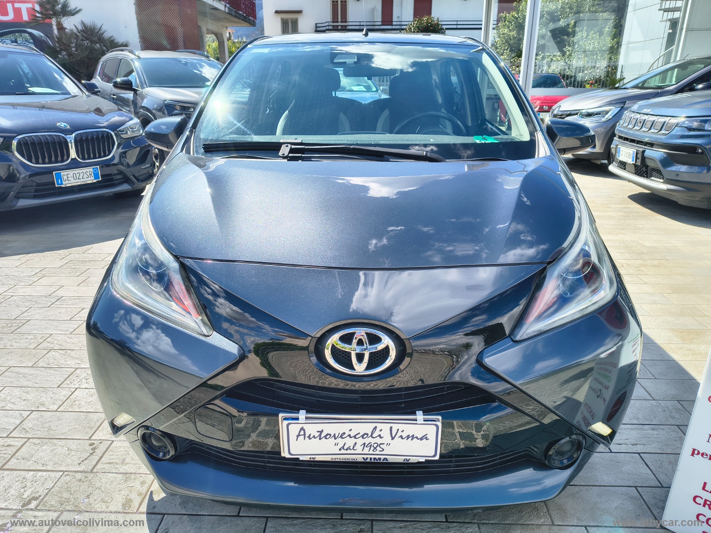 Aygo 1.0 VVT-i 69 CV 5p. x-play TSS MMT - immagine 2