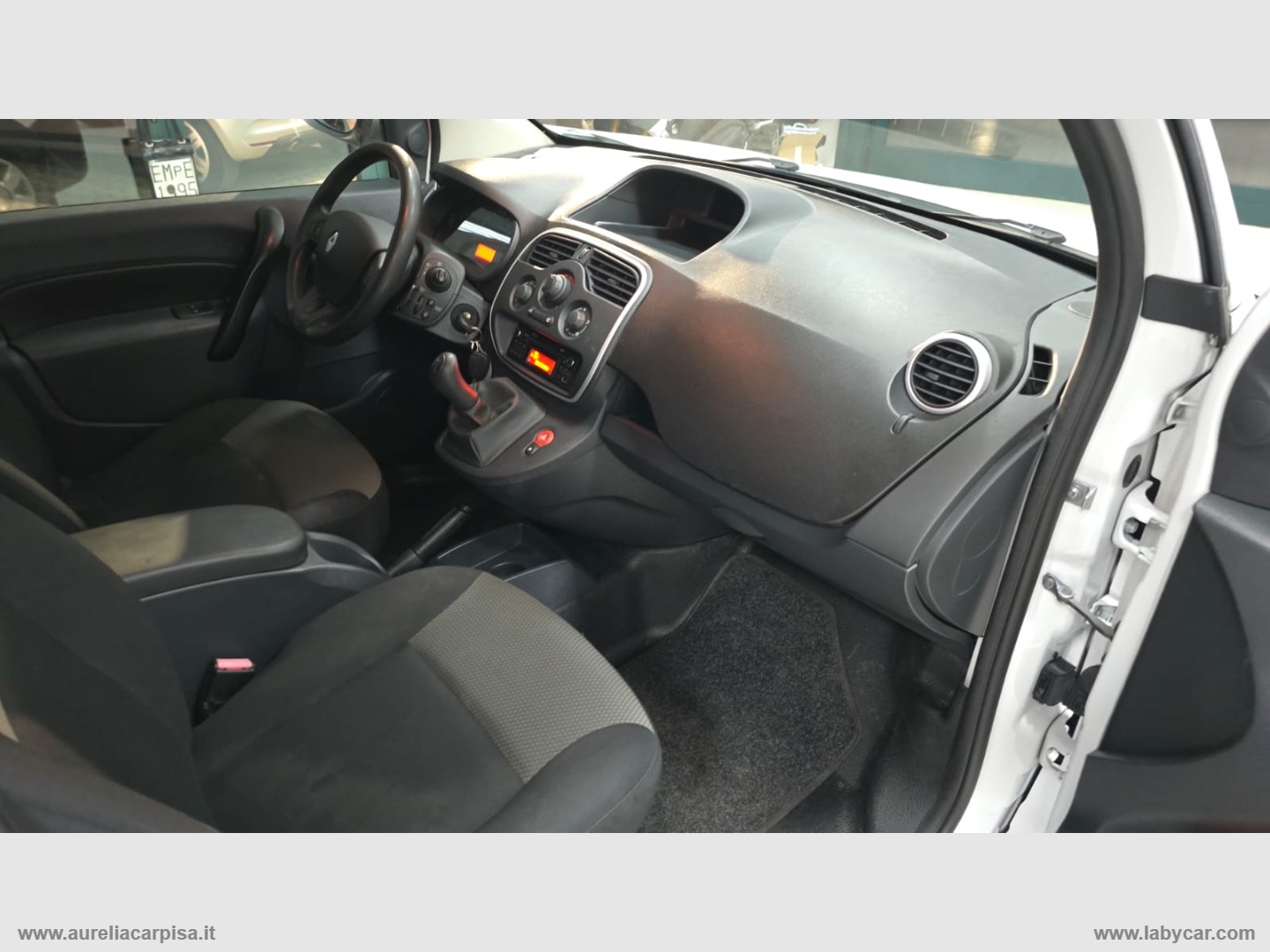Kangoo 1.5dCi 75 Express Ice - immagine 2