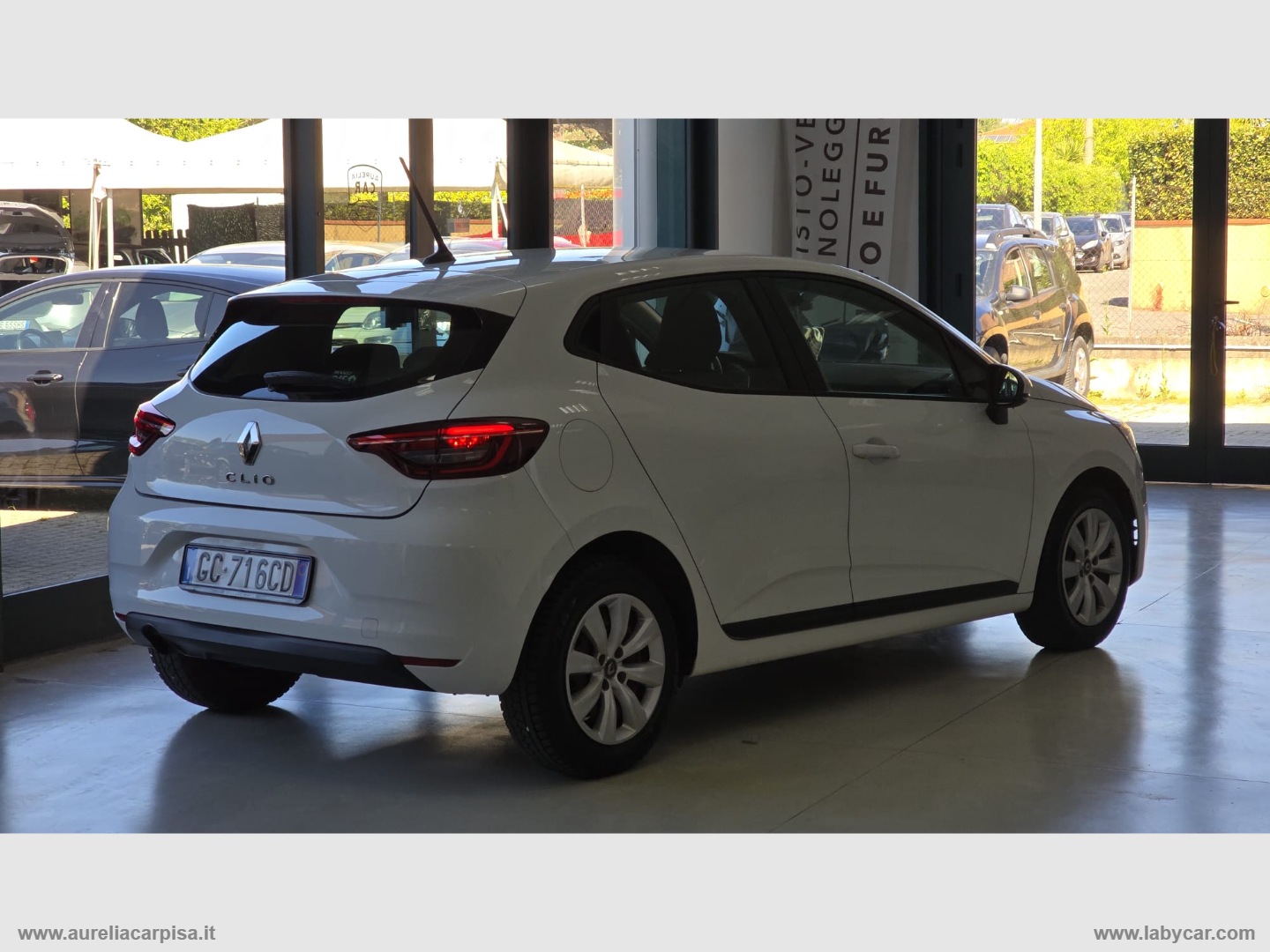 Clio TCe 12V 100 CV 5p. Life - immagine 2