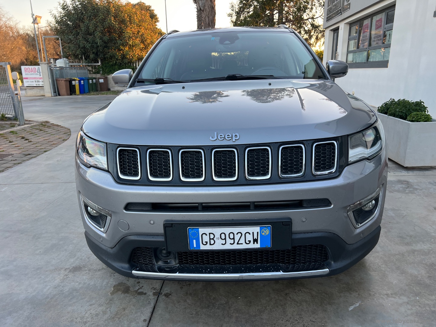 Compass 1.6 Mjt II 2WD Limited - immagine 2
