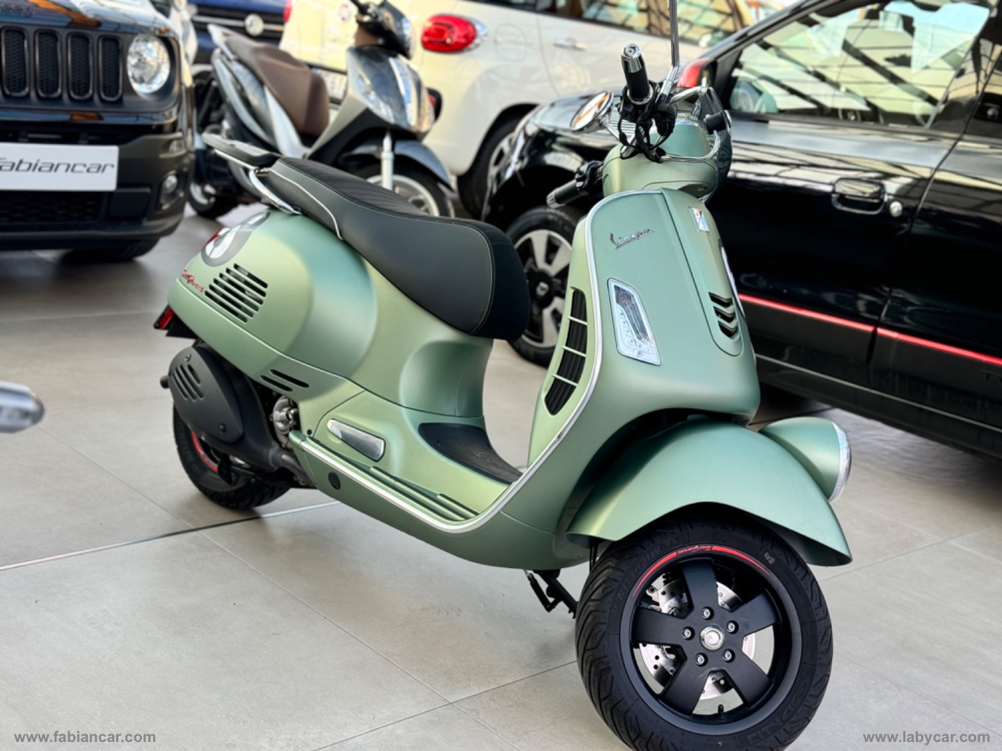 PIAGGIO VESPA SEI GIORNI 300CC II EDITION - immagine 2