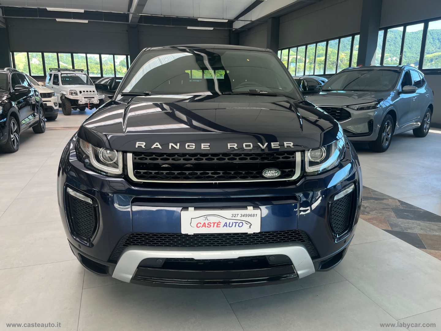 RR Evoque 2.0 TD4 150 5p BsEd.Prem.SE - immagine 2