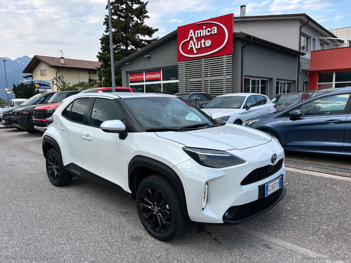 Yaris Cross 1.5 Hyb. 5p. E-CVT AWD Trend - immagine 2