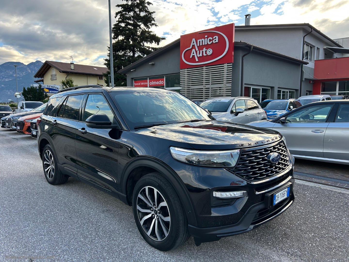 Explorer 3.0 PHEV 457 CV A10 AWD ST Line - immagine 2